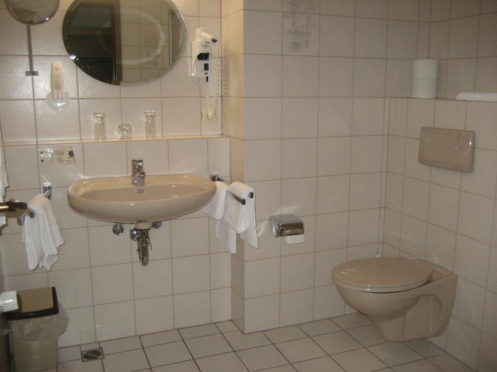 Hotel Kramer Lennestadt Δωμάτιο φωτογραφία